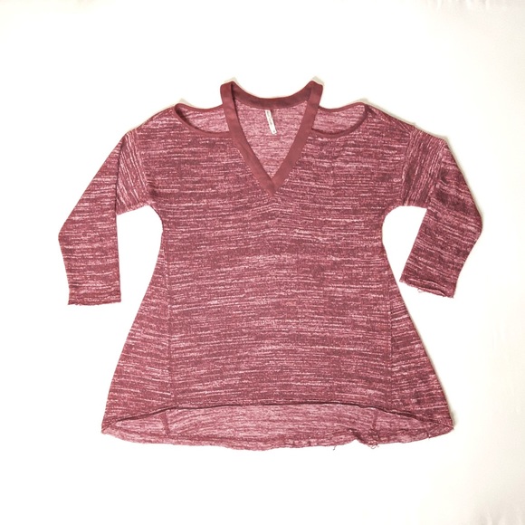 Mur Mur Deep Red Open Shoulder Sweater Tunic - Picture 2 of 6